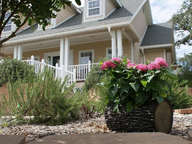 ЦВЕТОЧНИЦА ГОРИЗОНТАЛЬНАЯ ДУБ M (средняя)