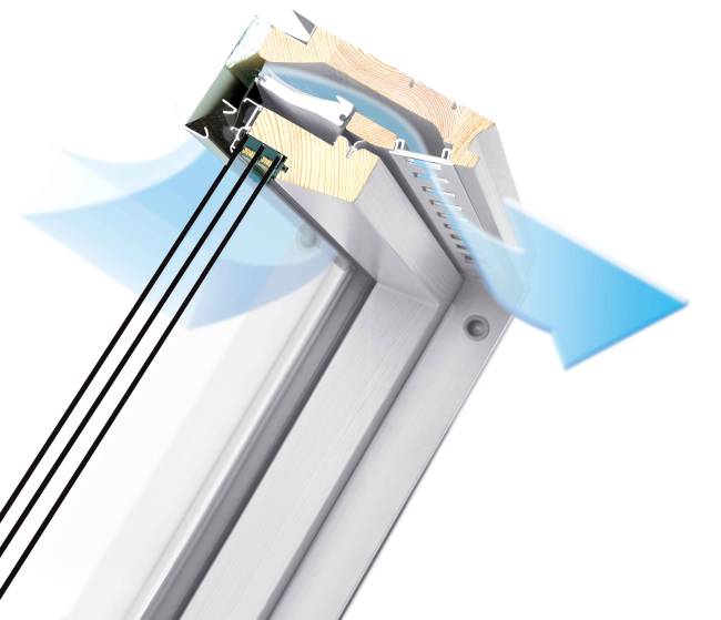 Деревянное мансардное окно FTU-V U5 THERMO со среднеповоротным открыванием Деревянное мансардное окно FTU-V U5 THERMO со среднеповоротным открыванием