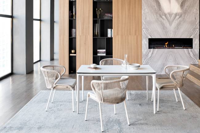 "Малага" обеденная группа на 4 персоны со стульями "Милан", каркас белый, роуп бежевый "Малага" обеденная группа на 4 персоны со стульями "Милан", каркас белый, роуп бежевый