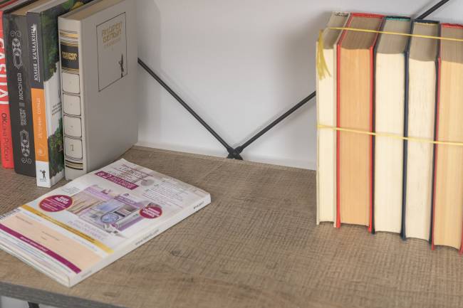 Открытый стеллаж с полками и комод с ящиками Трувор цвет дуб гранж песочный/интра Открытый стеллаж с полками и комод с ящиками Трувор цвет дуб гранж песочный/интра