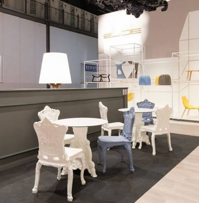 Стол из HPL пластика Lord Of Love Standard молочный белый, белый Ø790х730 мм